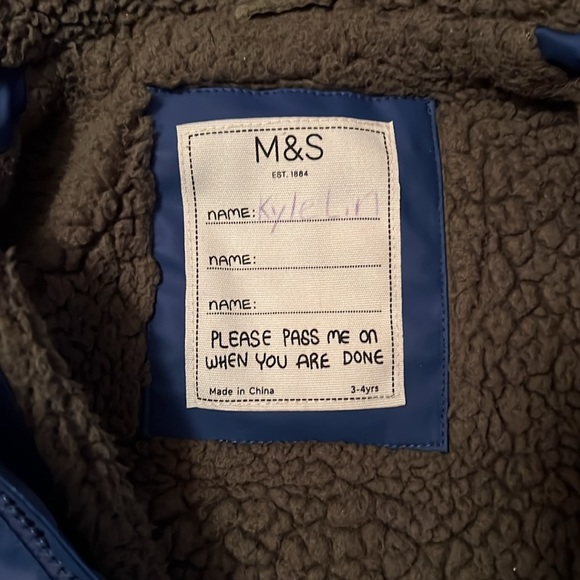 Dinosaur rain jacket with fur inside - Picture 2 of 4